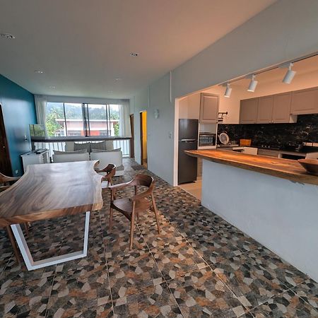 Koh Tan Cuisine High View Villa Taling Ngam  Exterior photo