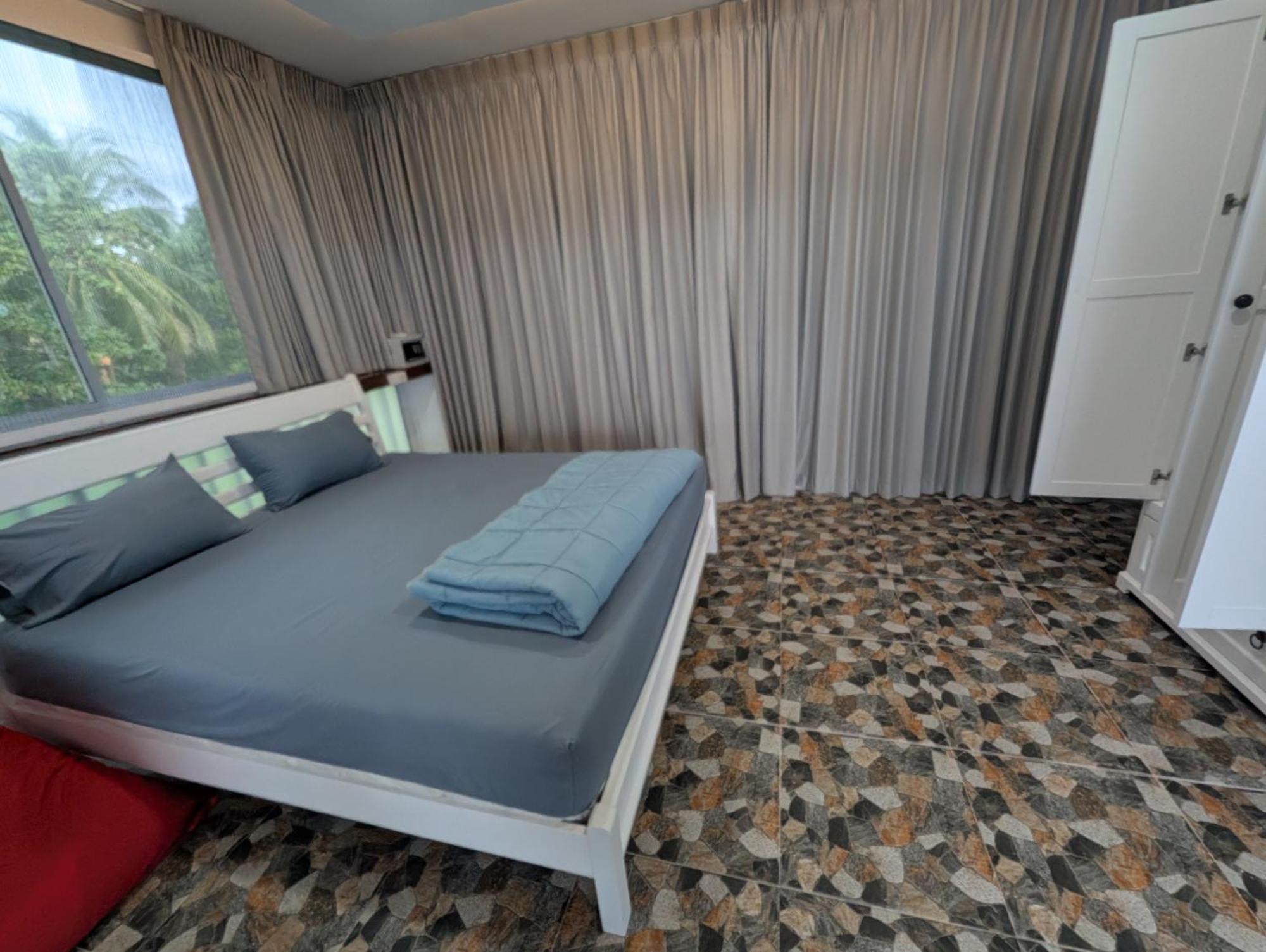 Koh Tan Cuisine High View Villa Taling Ngam  Exterior photo