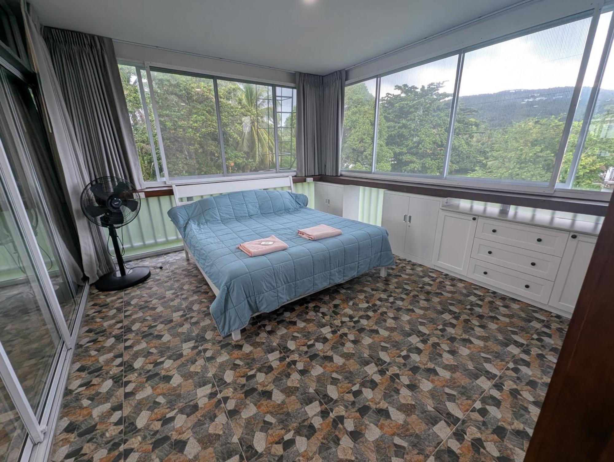 Koh Tan Cuisine High View Villa Taling Ngam  Exterior photo